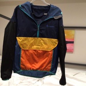 Cotopaxi Jacket Size Small. EUC